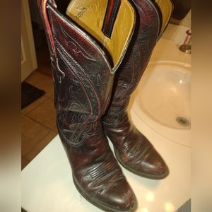 Ariat Boots 8